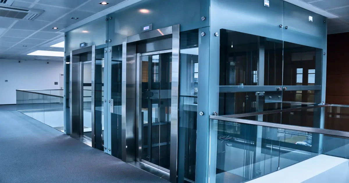 Thang máy Kính - Thang máy lồng kính - Thang máy buồn kính